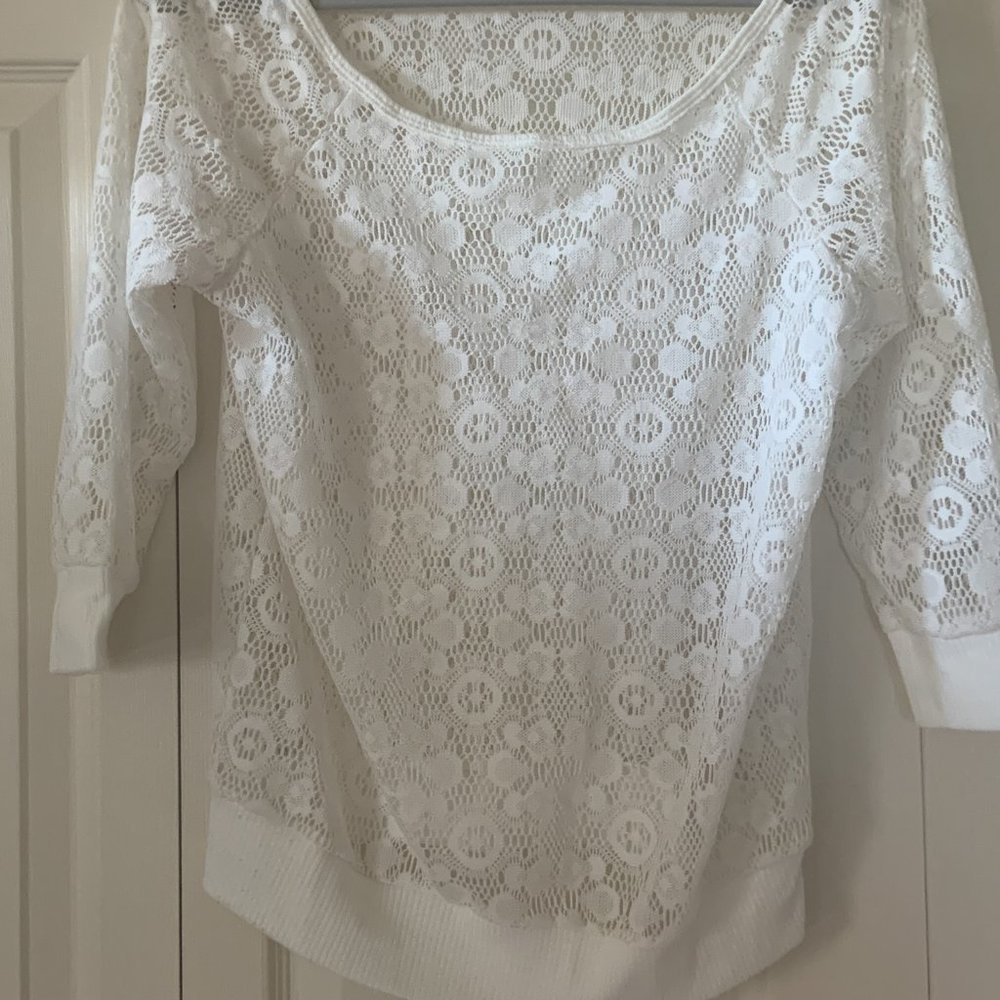 L Tillys Cream Lace Top
